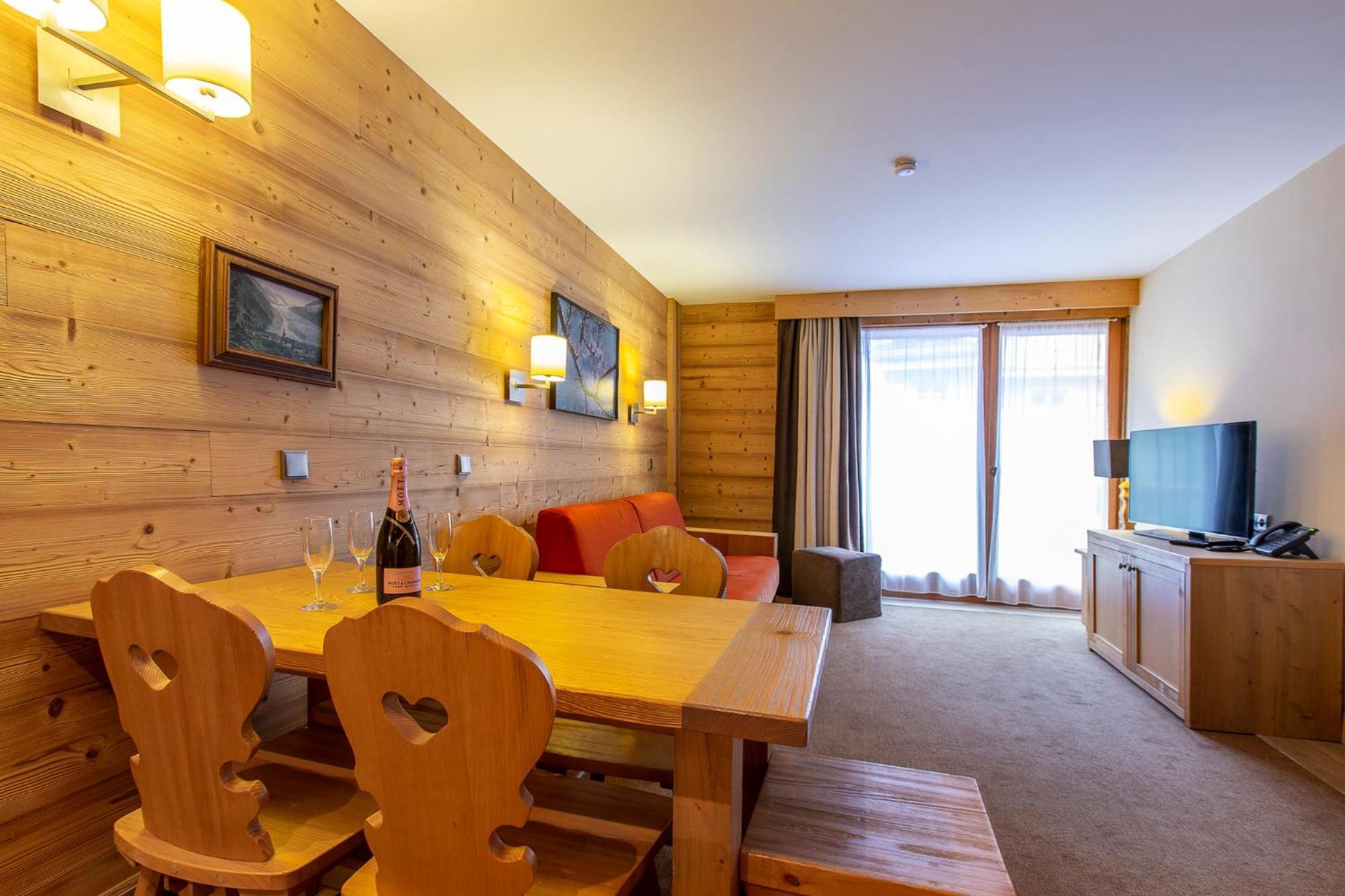 Residence Les Chalets Du Forum - Courchevel 1850 Zewnętrze zdjęcie